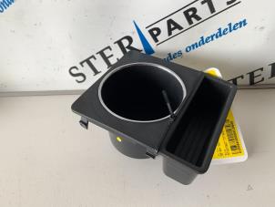 Used Cup holder Mercedes A (W169) 1.5 A-150 Price € 9,50 Margin scheme offered by Sterparts Mercedes specialist