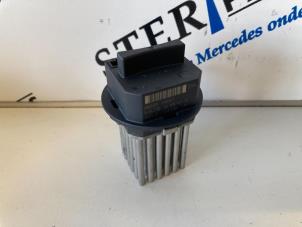 Used Heater resistor Mercedes C (W204) 1.6 C-180K 16V BlueEfficiency Price € 49,50 Margin scheme offered by Sterparts Mercedes specialist