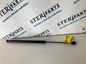Used Rear gas strut, right Mercedes C Estate (S204) 3.0 C-320 CDI V6 24V 4-Matic Price € 8,50 Margin scheme offered by Sterparts Mercedes specialist