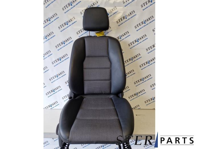 Gebrauchte Sitz rechts Mercedes C Estate (S204) 3.0 C-320 CDI V6 24V 4-Matic Preis € 195,00 Margenregelung angeboten von Sterparts Mercedes specialist