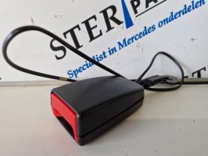 Used Front seatbelt buckle, right Mercedes C Estate (S204) 3.0 C-320 CDI V6 24V 4-Matic Price € 24,95 Margin scheme offered by Sterparts Mercedes specialist