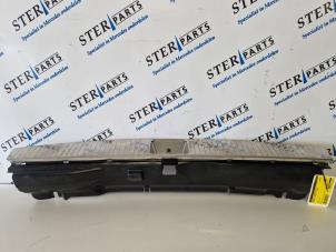 Used Cover strike rear Mercedes C Estate (S204) 3.0 C-320 CDI V6 24V 4-Matic Price € 24,95 Margin scheme offered by Sterparts Mercedes specialist