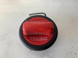 Used Fuel cap Mercedes C (W204) 2.2 C-200 CDI 16V Eco Price € 7,50 Margin scheme offered by Sterparts Mercedes specialist