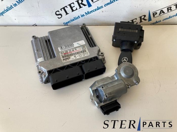 Used Ignition lock + computer Mercedes E Combi (S211) 2.2 E-220 CDI 16V Price € 275,00 Margin scheme offered by Sterparts Mercedes specialist