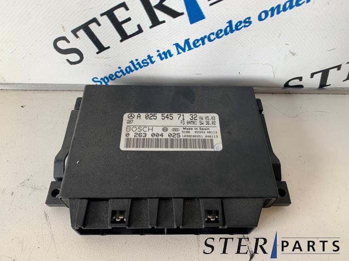 Begagnade PDC-modul Mercedes E Combi (S211) 3.2 E-320 CDI 24V Pris € 24,95 Marginaltabell erbjuds av Sterparts Mercedes specialist