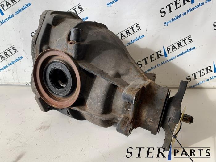 Gebrauchte Differential hinten Mercedes E Combi (S211) 3.2 E-320 CDI 24V Preis € 174,50 Margenregelung angeboten von Sterparts Mercedes specialist