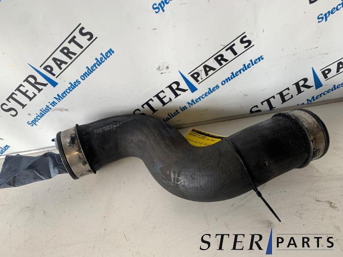 Gebrauchte Intercooler Schlauch Mercedes E Combi (S211) 3.2 E-320 CDI 24V Preis € 19,95 Margenregelung angeboten von Sterparts Mercedes specialist