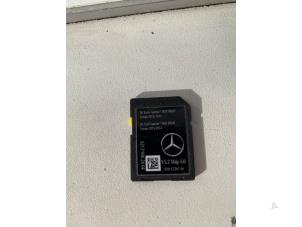 Nowe Karta SD do nawigacji Mercedes E (W213) E-200 2.0 Turbo 16V Cena € 30,25 Z VAT oferowane przez Sterparts Mercedes specialist