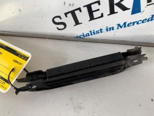 Used Front bumper bracket, right Mercedes B (W245,242) 2.0 B-200 16V Turbo Price € 4,95 Margin scheme offered by Sterparts Mercedes specialist