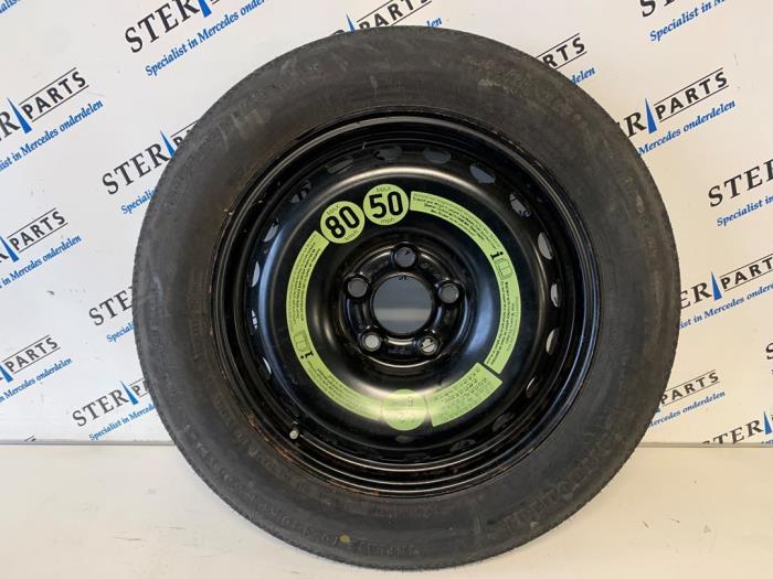 Spare wheel from a Mercedes-Benz C (W204) 1.6 C-180 16V BlueEfficiency 2009
