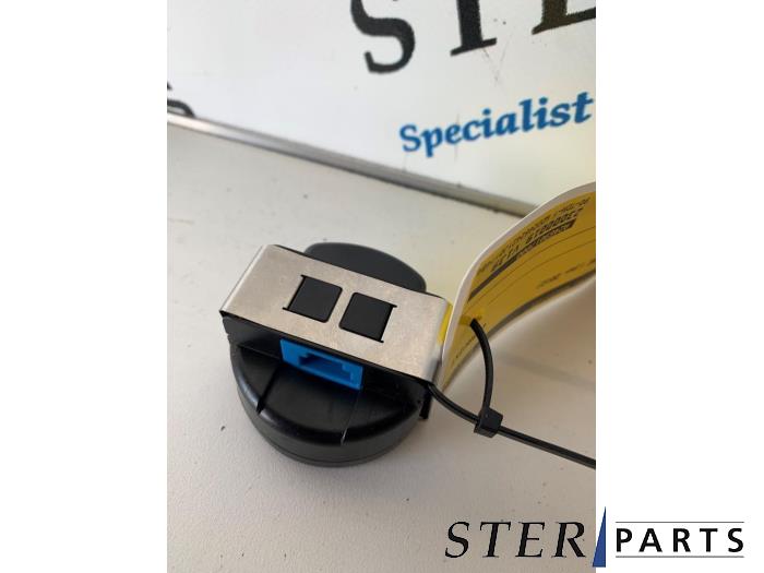 Begagnade Regnsensor Mercedes B (W246/W242) 1.6 B-180 BlueEFFICIENCY Turbo 16V Pris € 24,95 Marginaltabell erbjuds av Sterparts Mercedes specialist