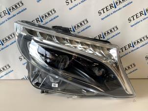Nowe Reflektor prawy Mercedes Vito (447.6) 2.0 119 CDI 16V Cena € 840,95 Z VAT oferowane przez Sterparts Mercedes specialist