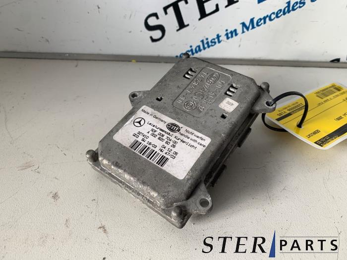 Usagé Ordinateur éclairage Mercedes R (W251) 3.0 320 CDI 24V 4-Matic Prix € 34,95 Règlement à la marge proposé par Sterparts Mercedes specialist