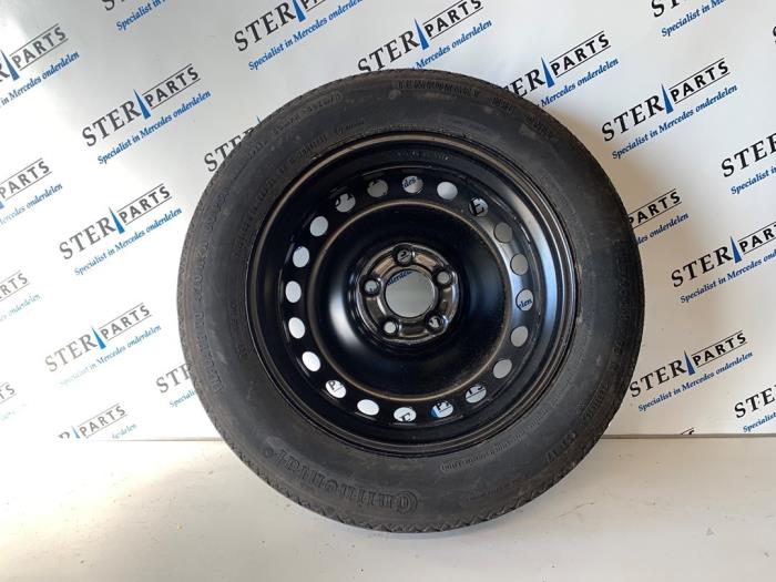 Spare wheel from a Mercedes-Benz C Estate (S204) 2.2 C-180 CDI 16V BlueEFFICIENCY 2011