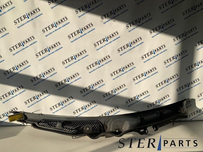 Używane Parawan Mercedes C Estate (S204) 2.2 C-180 CDI 16V BlueEFFICIENCY Cena € 24,95 Procedura marży oferowane przez Sterparts Mercedes specialist