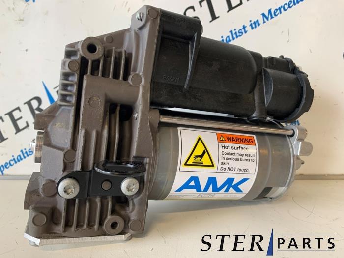 Nya Luftpump (fjädring) Mercedes ML II (164/4JG) 3.0 ML-280 CDI 4-Matic V6 24V Pris € 598,95 Inklusive moms erbjuds av Sterparts Mercedes specialist