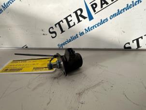 Used Steering box sensor Mercedes E Estate (S212) E-220 CDI 16V BlueEfficiency Price € 99,50 Margin scheme offered by Sterparts Mercedes specialist