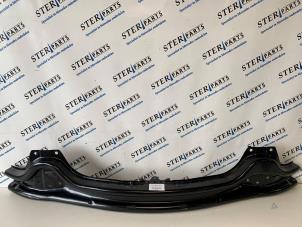 Used Front bumper frame Mercedes Sprinter 3,5t (907.6/910.6) 311 CDI 2.0 D FWD Price € 253,50 Inclusive VAT offered by Sterparts Mercedes specialist
