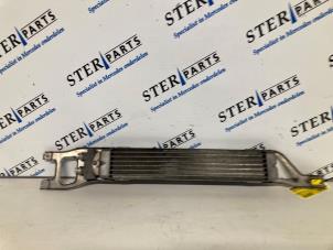 Begagnade Oljekylare Mercedes B (W245) 2.0 B-200 16V Turbo Pris € 29,95 Marginaltabell erbjuds av Sterparts Mercedes specialist