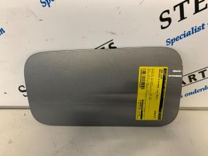 Used Tank cap cover Mercedes E Estate (S212) E-220 CDI 16V BlueEfficiency Price € 20,00 Margin scheme offered by Sterparts Mercedes specialist