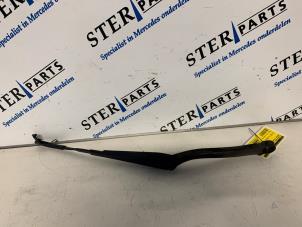 Used Front wiper arm Mercedes E (W212) E-350 CDI BlueEfficiency 3.0 V6 24V Price € 20,00 Margin scheme offered by Sterparts Mercedes specialist