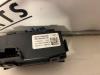 Switch (miscellaneous) from a Mercedes-Benz E (W212) E-350 CDI BlueEfficiency 3.0 V6 24V 2011
