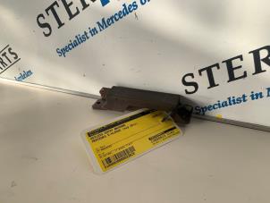 Used Keyless entry antenna Mercedes E (W212) E-350 CDI BlueEfficiency 3.0 V6 24V Price € 9,50 Margin scheme offered by Sterparts Mercedes specialist