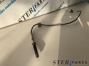 Auspuff Temperatursensor van een Mercedes-Benz E (W212) E-350 CDI BlueEfficiency 3.0 V6 24V 2011