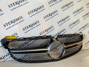 Used Grille Mercedes C (W205) C-200 2.0 CGI 16V Price € 94,50 Margin scheme offered by Sterparts Mercedes specialist