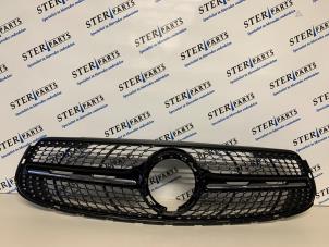 Used Grille Mercedes GLC (X253) 2.0 250 16V 4-Matic Price € 94,50 Margin scheme offered by Sterparts Mercedes specialist