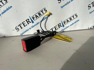 Used Front seatbelt buckle, right Mercedes E (W212) E-350 CDI BlueEfficiency 3.0 V6 24V Price € 19,95 Margin scheme offered by Sterparts Mercedes specialist