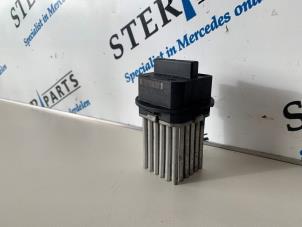 Used Heater resistor Mercedes C Estate (S204) 2.2 C-200 CDI 16V . Price € 49,50 Margin scheme offered by Sterparts Mercedes specialist