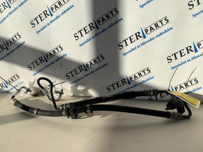 Mercedes E-Klasse Lenkkraftverstärker Leitungen Vorrat