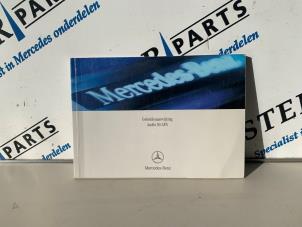 Usados Instrucciones(varios) Mercedes CLK (W209) 1.8 200K 16V Precio € 20,00 Norma de margen ofrecido por Sterparts Mercedes specialist