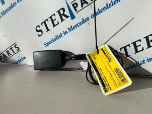 Used Front seatbelt buckle, right Mercedes C Estate (S204) 2.2 C-200 CDI 16V . Price € 24,95 Margin scheme offered by Sterparts Mercedes specialist