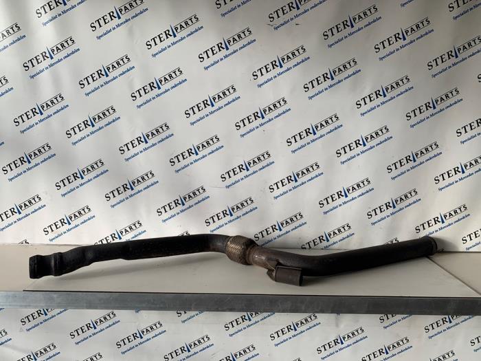 Exhaust front silencer from a Mercedes-Benz C Estate (S204) 2.2 C-200 CDI 16V . 2009