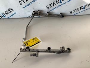 Used Fuel injector nozzle Mercedes SLK (R171) 3.5 350 V6 24V Price € 74,50 Margin scheme offered by Sterparts Mercedes specialist