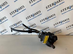 Used Brake servo Mercedes SLK (R170) 2.3 230 K 16V Price € 60,00 Margin scheme offered by Sterparts Mercedes specialist