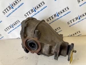 Used Rear differential Mercedes SL (R230) 5.0 SL-500 V8 24V Price € 374,50 Margin scheme offered by Sterparts Mercedes specialist