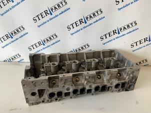 Used Cylinder head Mercedes E (W211) 2.2 E-200 CDI 16V Price € 195,00 Margin scheme offered by Sterparts Mercedes specialist