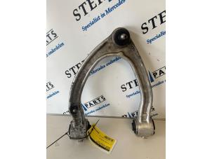 Used Front upper wishbone, left Mercedes S (W220) 3.2 S-320 CDI Price € 74,50 Margin scheme offered by Sterparts Mercedes specialist