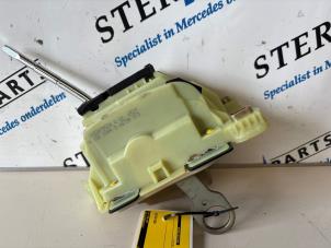 Overhauled Automatic gear selector Mercedes C (W203) 2.2 C-200 CDI 16V Price € 272,25 Inclusive VAT offered by Sterparts Mercedes specialist