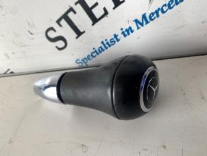 Begagnade Växelspaksknopp Mercedes B (W245) 2.0 B-200 16V Turbo Pris € 24,95 Marginaltabell erbjuds av Sterparts Mercedes specialist