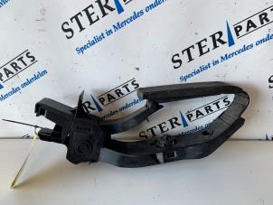 Used Accelerator pedal Mercedes C (W203) 2.7 C-270 CDI 20V Price € 39,95 Margin scheme offered by Sterparts Mercedes specialist
