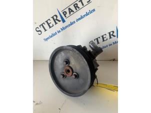 Used Power steering pump Mercedes C (W203) 2.7 C-270 CDI 20V Price € 50,00 Margin scheme offered by Sterparts Mercedes specialist