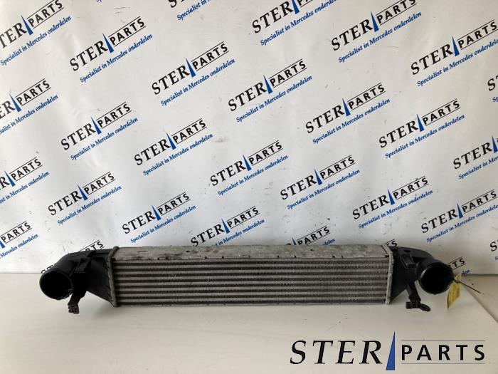 Usados Intercooler Mercedes C (W203) 2.7 C-270 CDI 20V Precio € 24,95 Norma de margen ofrecido por Sterparts Mercedes specialist