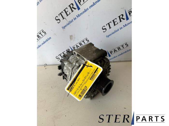 Usagé Dynamo Mercedes SL (R231) 350 CGI 3.5 V6 24V Prix € 124,50 Règlement à la marge proposé par Sterparts Mercedes specialist