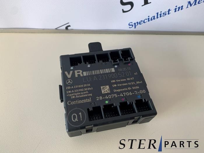 Używane Modul centralnego zamka Mercedes SL (R231) 350 CGI 3.5 V6 24V Cena € 75,00 Procedura marży oferowane przez Sterparts Mercedes specialist