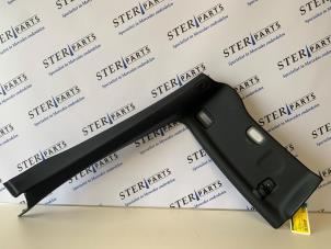 Begagnade A-stolpe, skydd, vänster Mercedes SL (R231) 350 CGI 3.5 V6 24V Pris € 74,50 Marginaltabell erbjuds av Sterparts Mercedes specialist