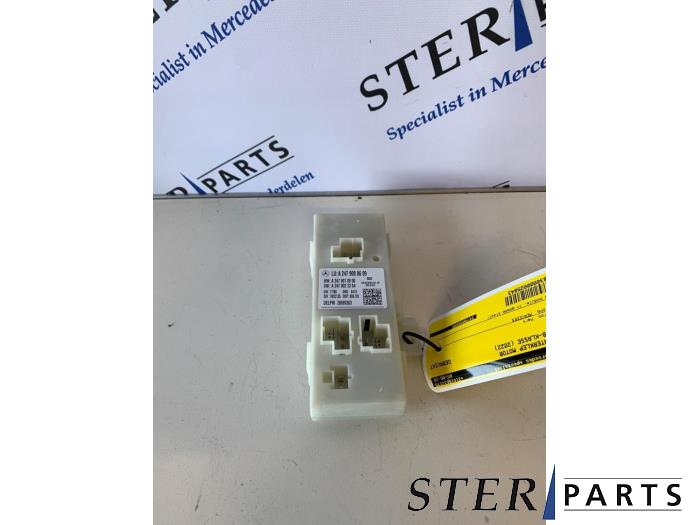 Begagnade Motor, bakluckemodul Mercedes B (W247) 1.3 B-180 Turbo 16V Pris € 44,95 Marginaltabell erbjuds av Sterparts Mercedes specialist